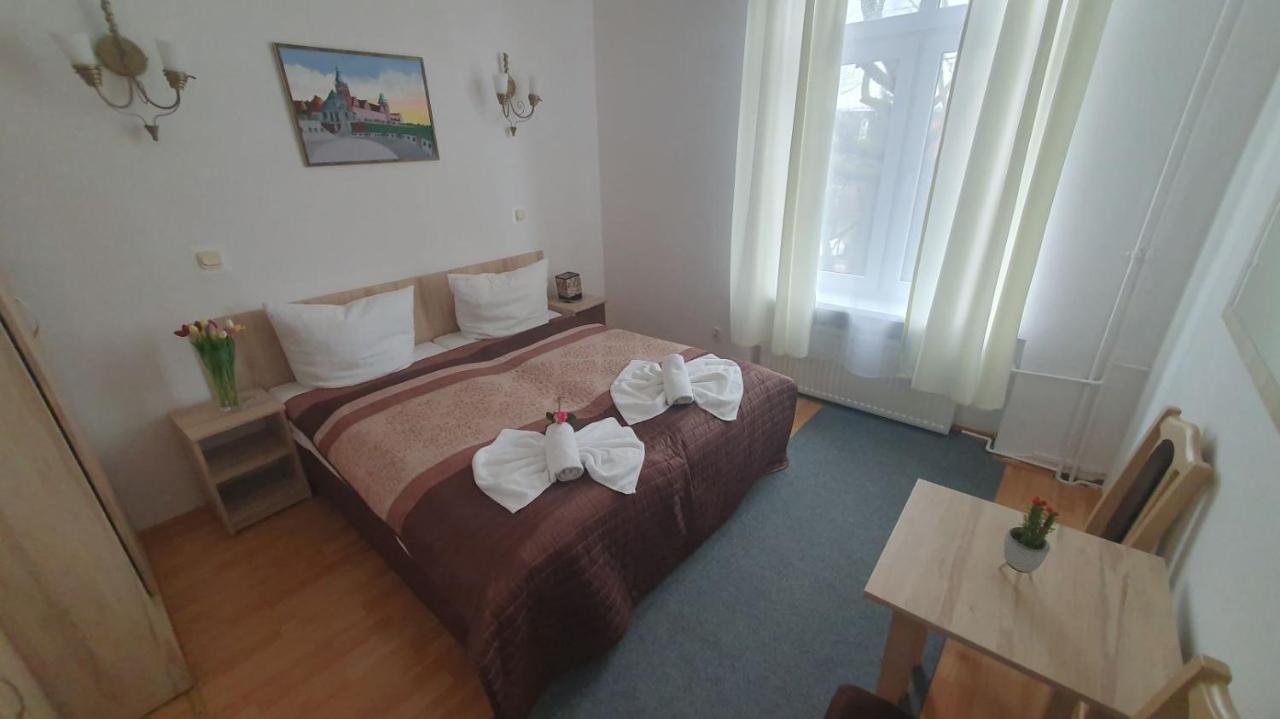 Ow Meduza I Biala Mewa Hotel Miedzyzdroje Exterior photo